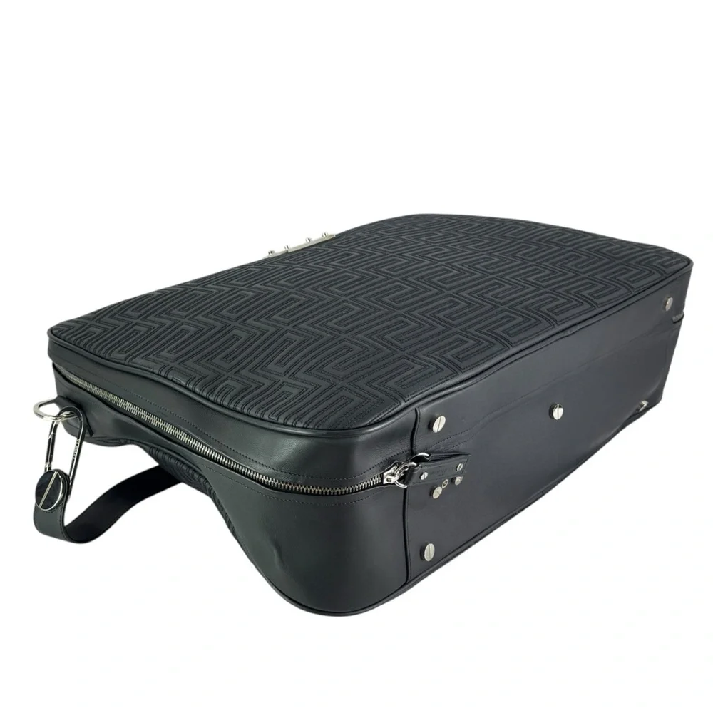 GIANNI VERSACE 12/20 Black Leather Business Duffel Weekender Bag Limited Edition